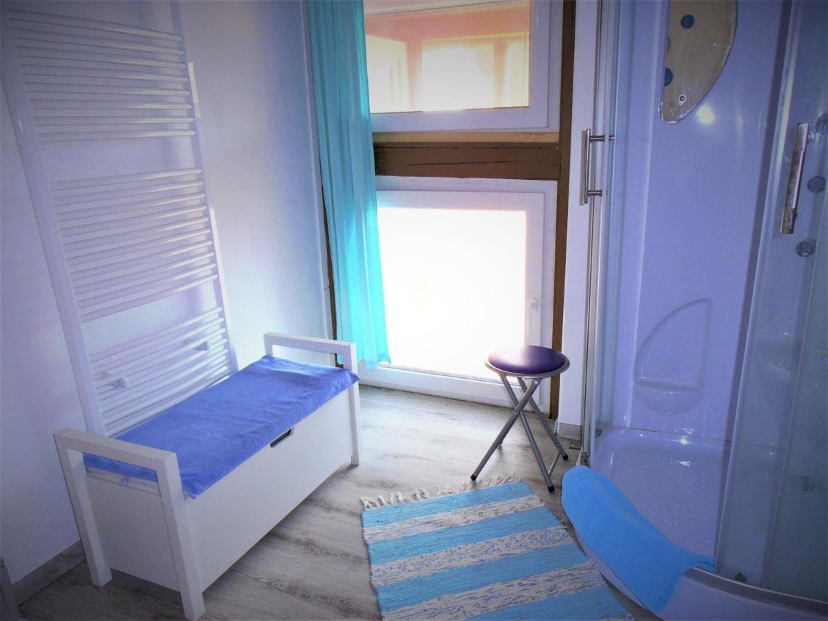 Familienfreundliches Ferienhaus Mit 3 Schlafzimmern Oldisleben 外观 照片