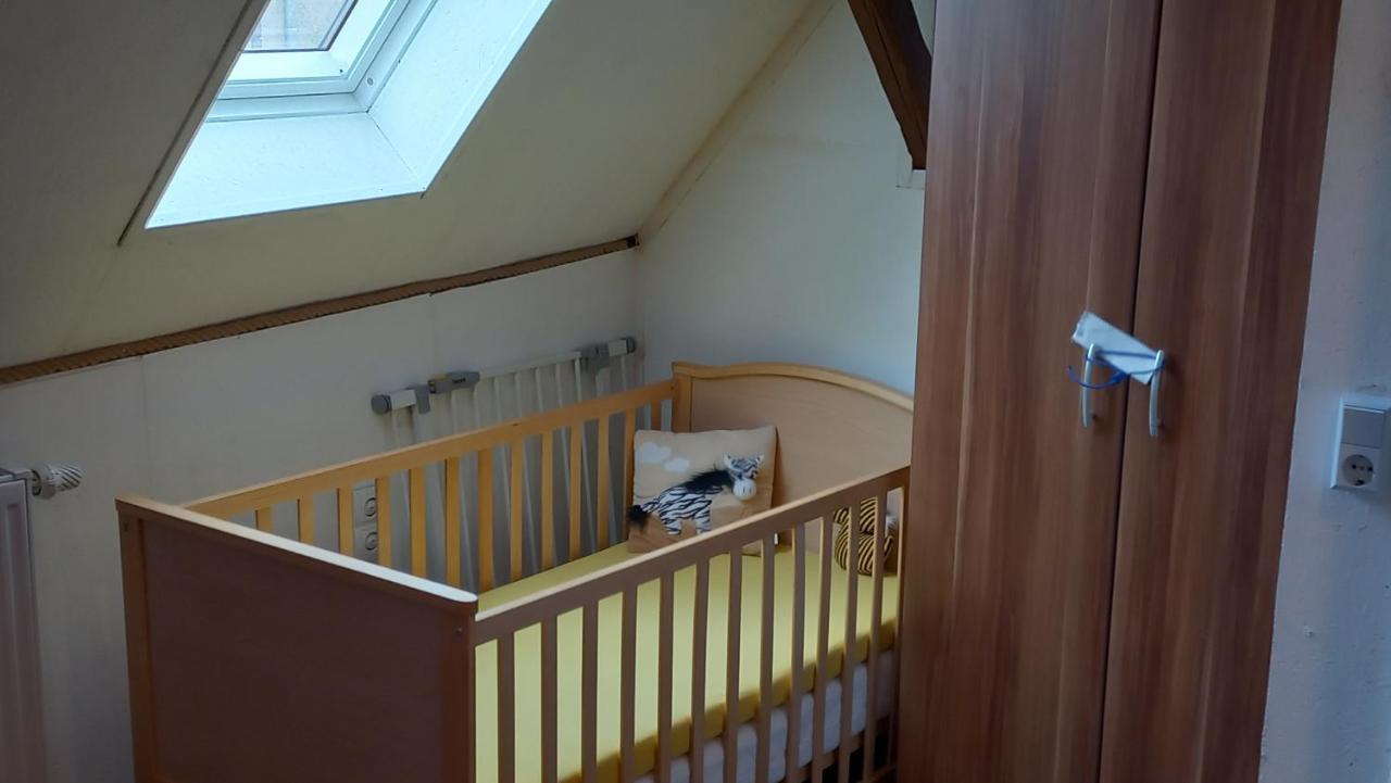 Familienfreundliches Ferienhaus Mit 3 Schlafzimmern Oldisleben 外观 照片